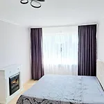 White & Garden Apartment *